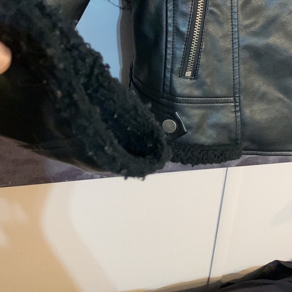 Bernardo vegan leather jacket 7/8 - Picture 9 of 15